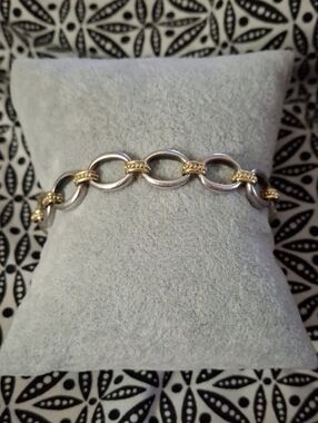 LAGOS Two-Tone Sterling Silver and 18k Gold Oval-Link Bracelet